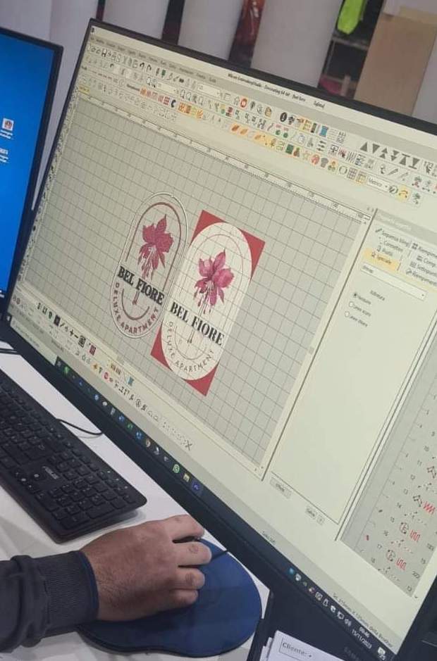 Progettazione grafica al computer presso Ciccio Pubblicità